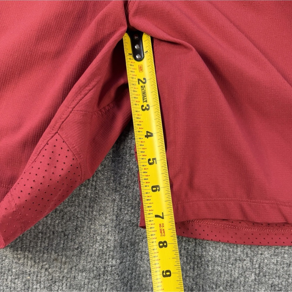 Under Armour Mens Medium Red Woven Training Shorts 1370382-664 Athletic Gym - Picture 5 of 10